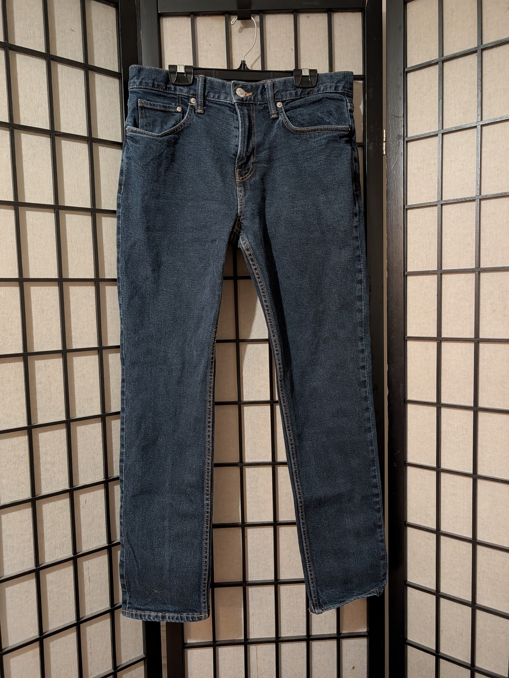 Classic H&M Men's Dark Blue Straight-Leg Slim Fit Jeans Sz 34/32